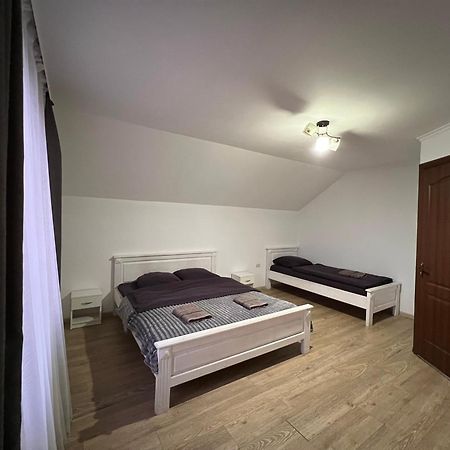Harmony Bed and Breakfast Lazeshchyna Eksteriør billede